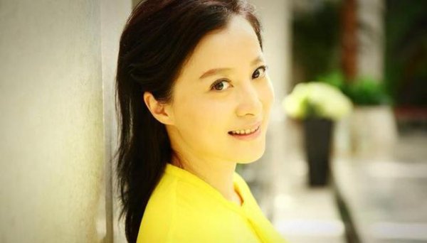 富盈网 演员徐露嫌丈夫丑拒绝生孩子，丈夫给她245万，生下女儿后打脸了
